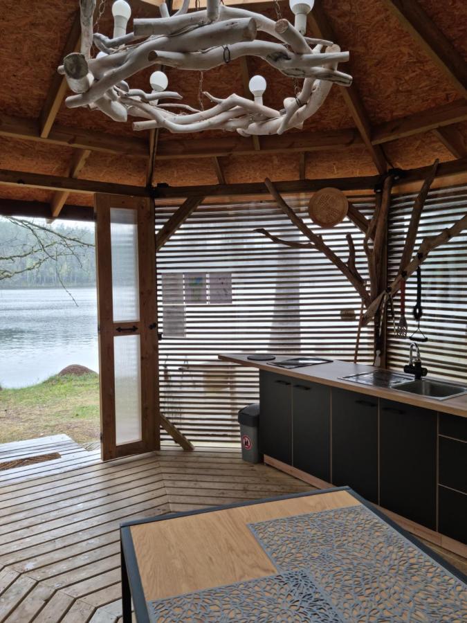 Treehouse Ciekurs Villa Dukuri ภายนอก รูปภาพ